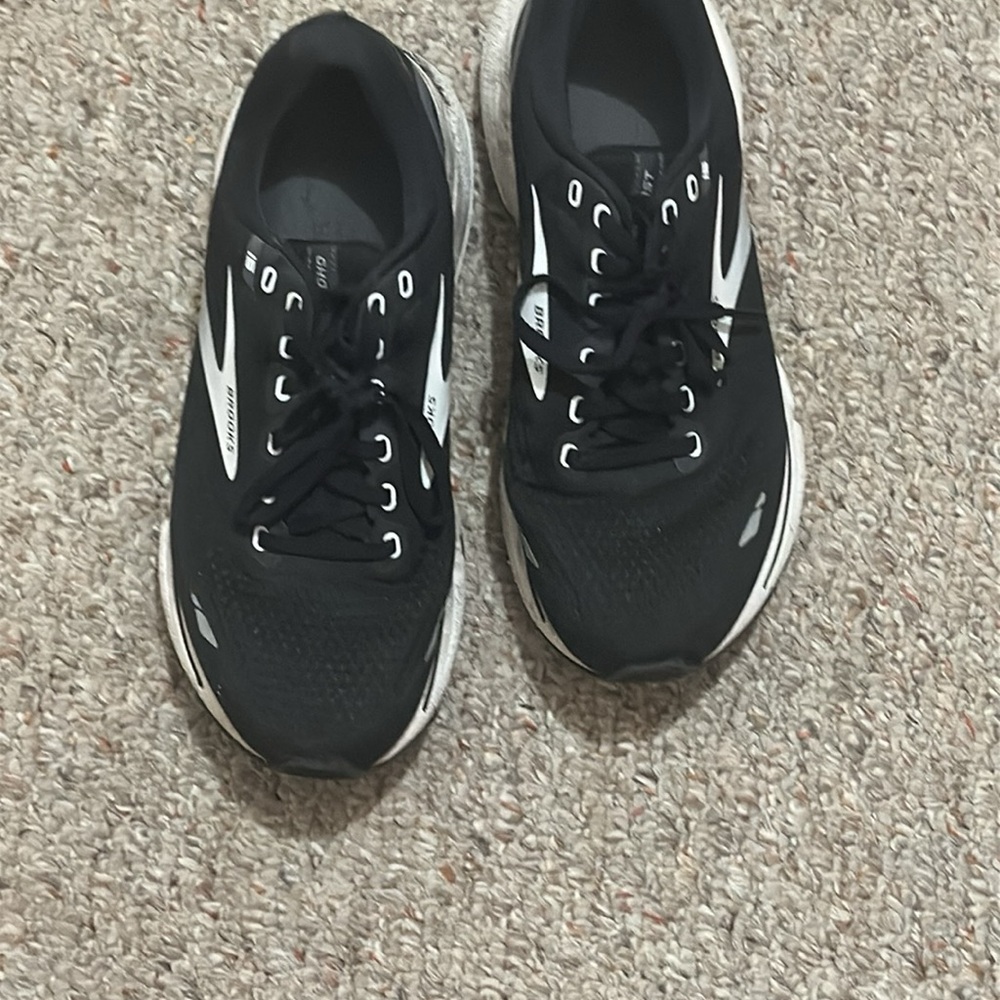 Brooks Black and White Running Shoes